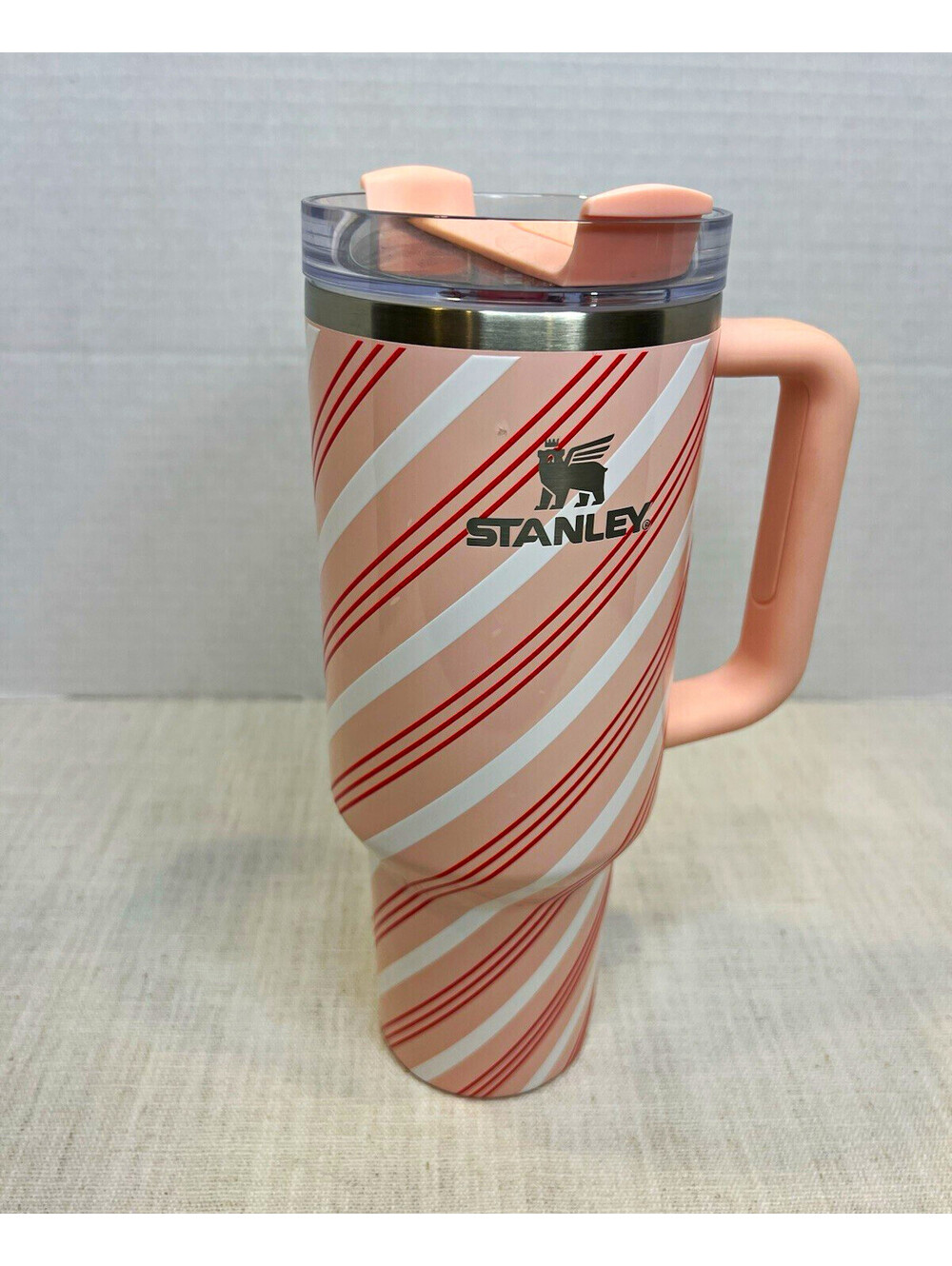 Stanley Quencher 40 oz Strawberry Twist Candy Cane Handle Lid